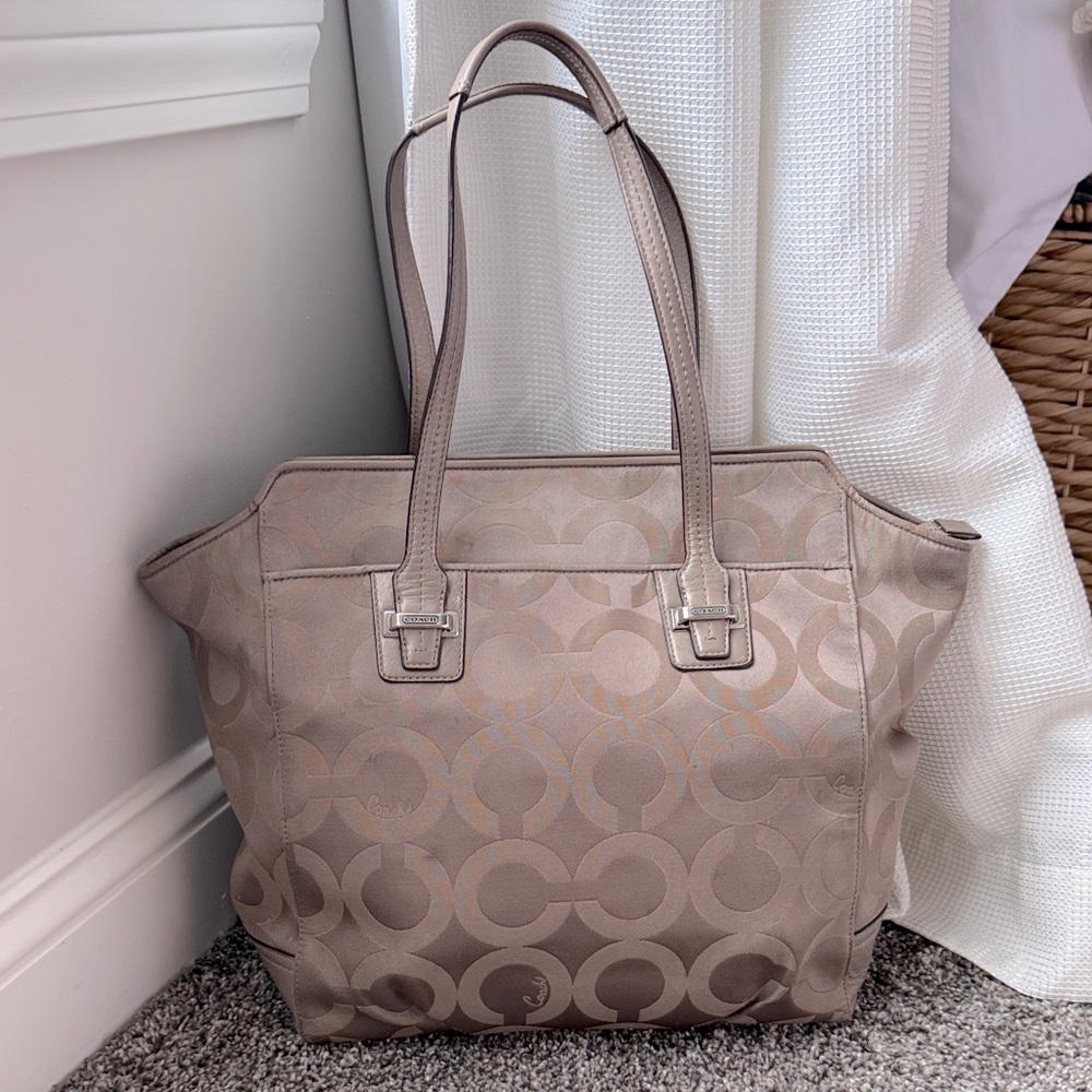 Vintage Coach Taylor Op Art Alexis Carryall Shoulder Tote Handbag Taupe Beige